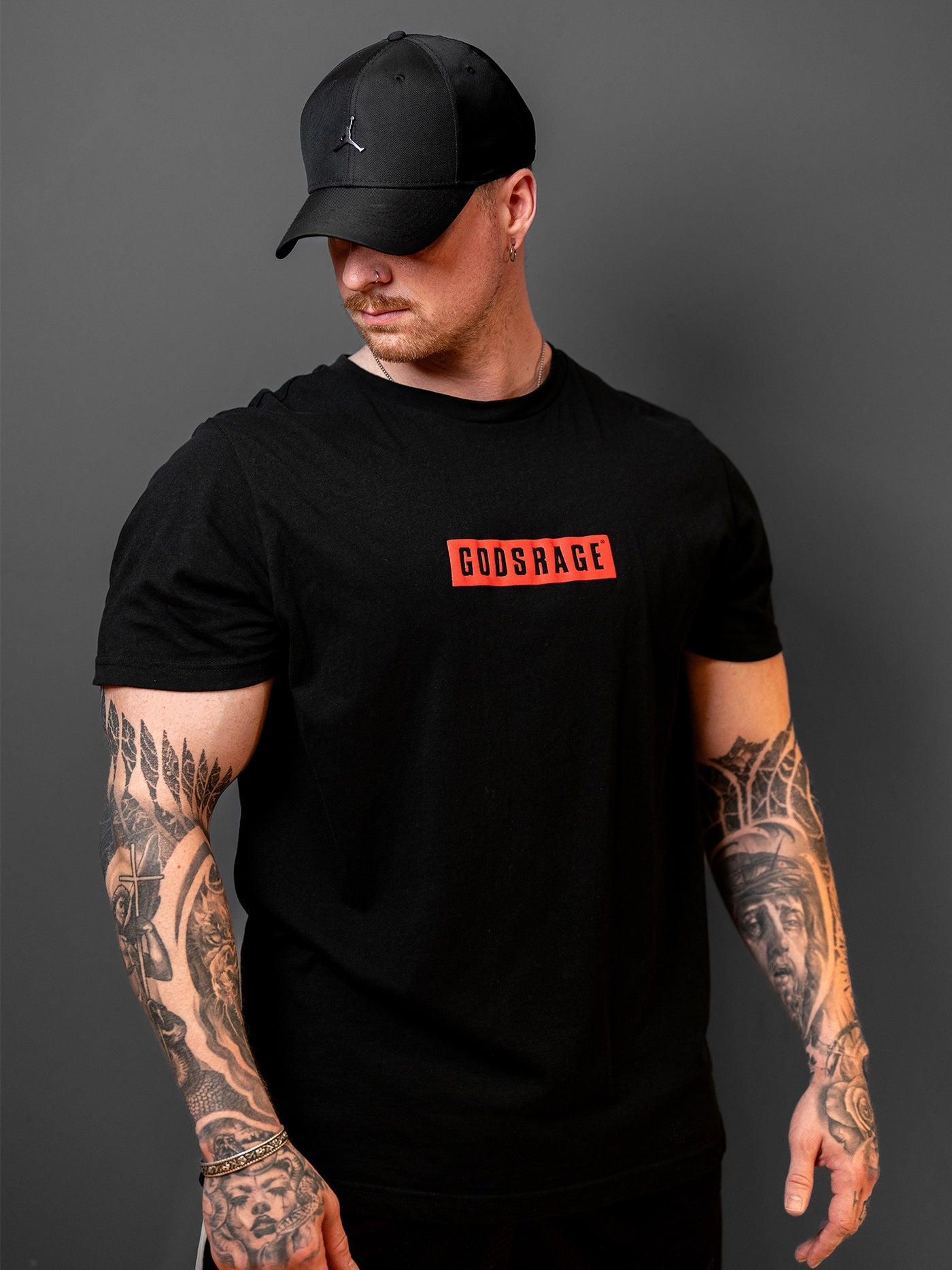 Basic Round Neck Shirt Big Logo